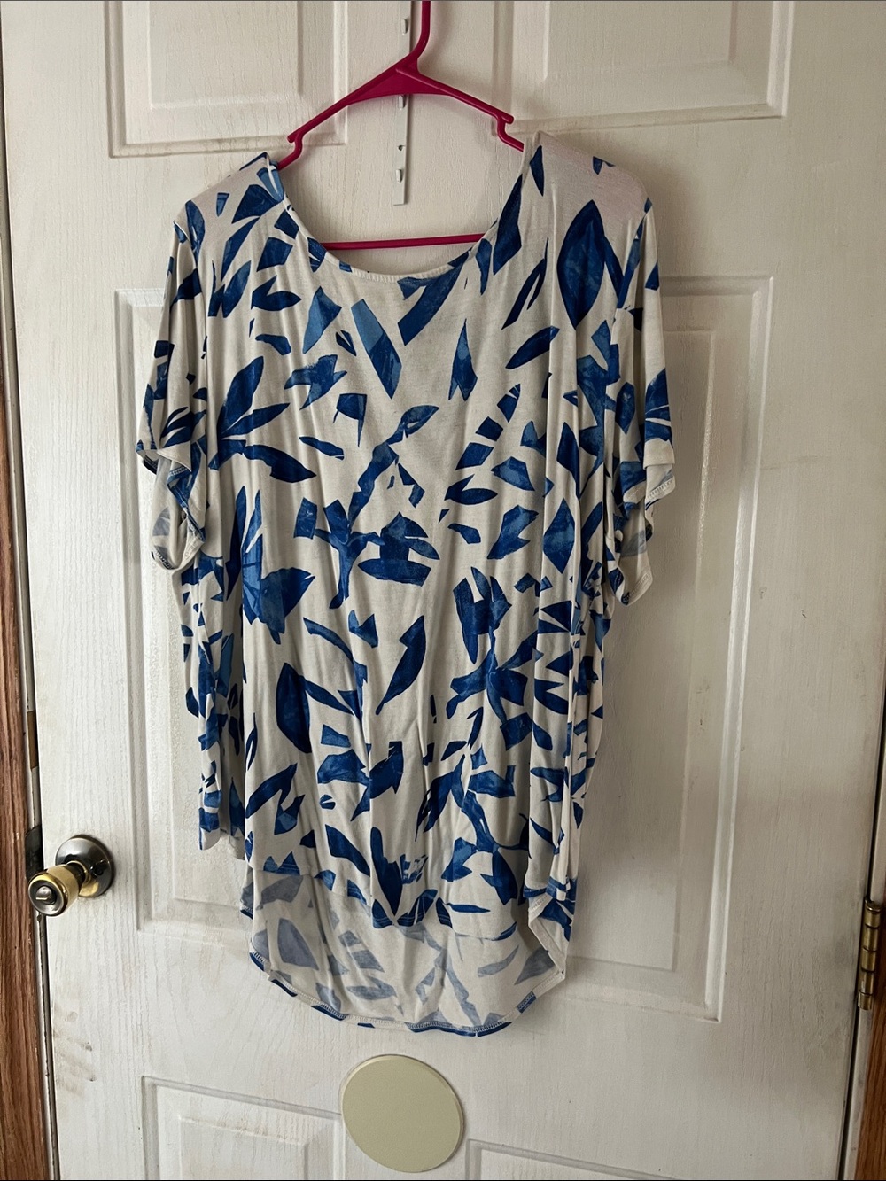 Alfani Cream Tunic with Blue Leaf Print